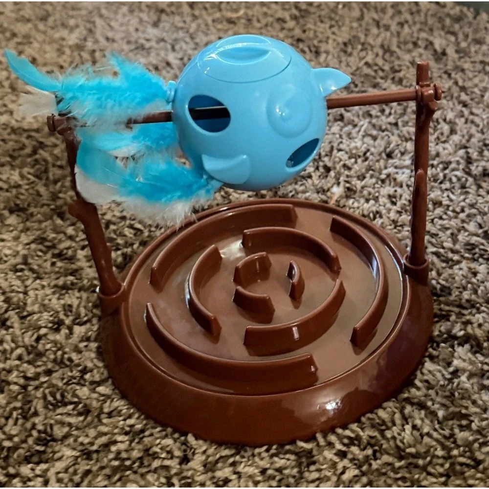 Doc & Phoebe-Twirly Bird Snacker Cat Toy